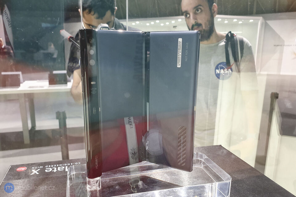 Huawei Mate X