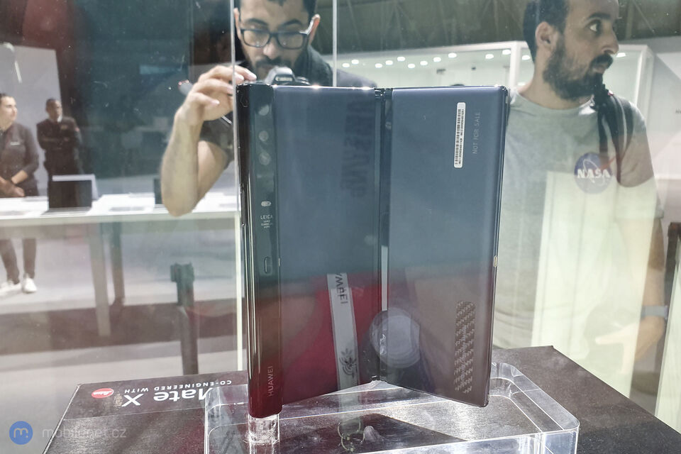 Huawei Mate X