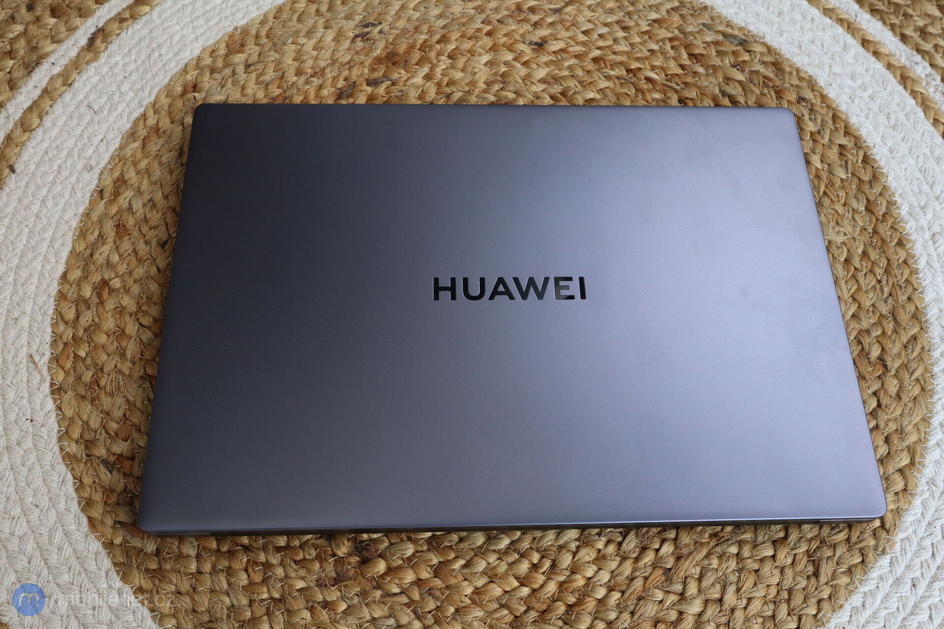 Huawei MateBook D16