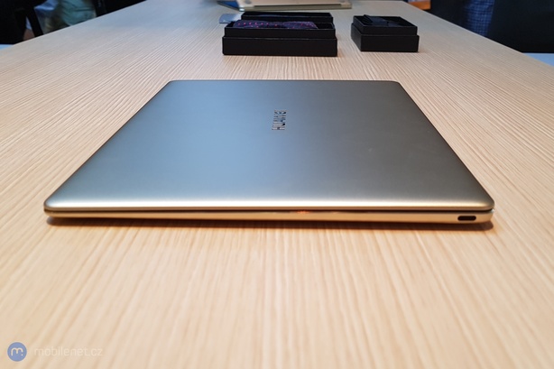Huawei MateBook X