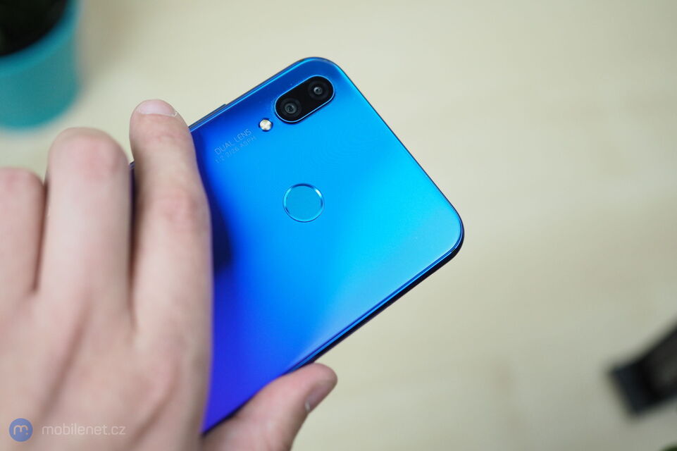 Huawei nova 3i