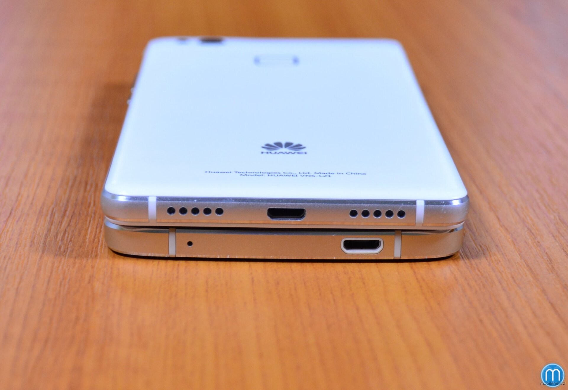 Huawei P9 Lite vs Alcatel Idol 4 