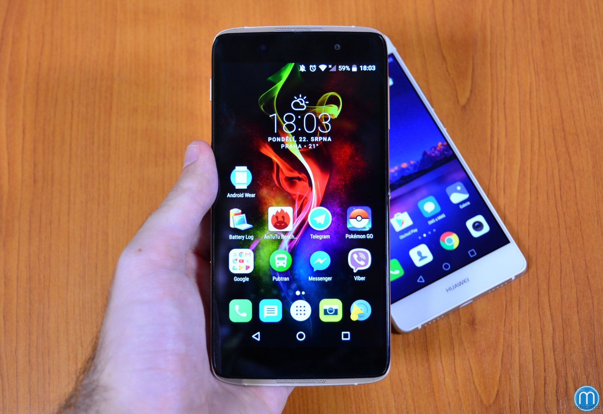 Huawei P9 Lite vs Alcatel Idol 4 