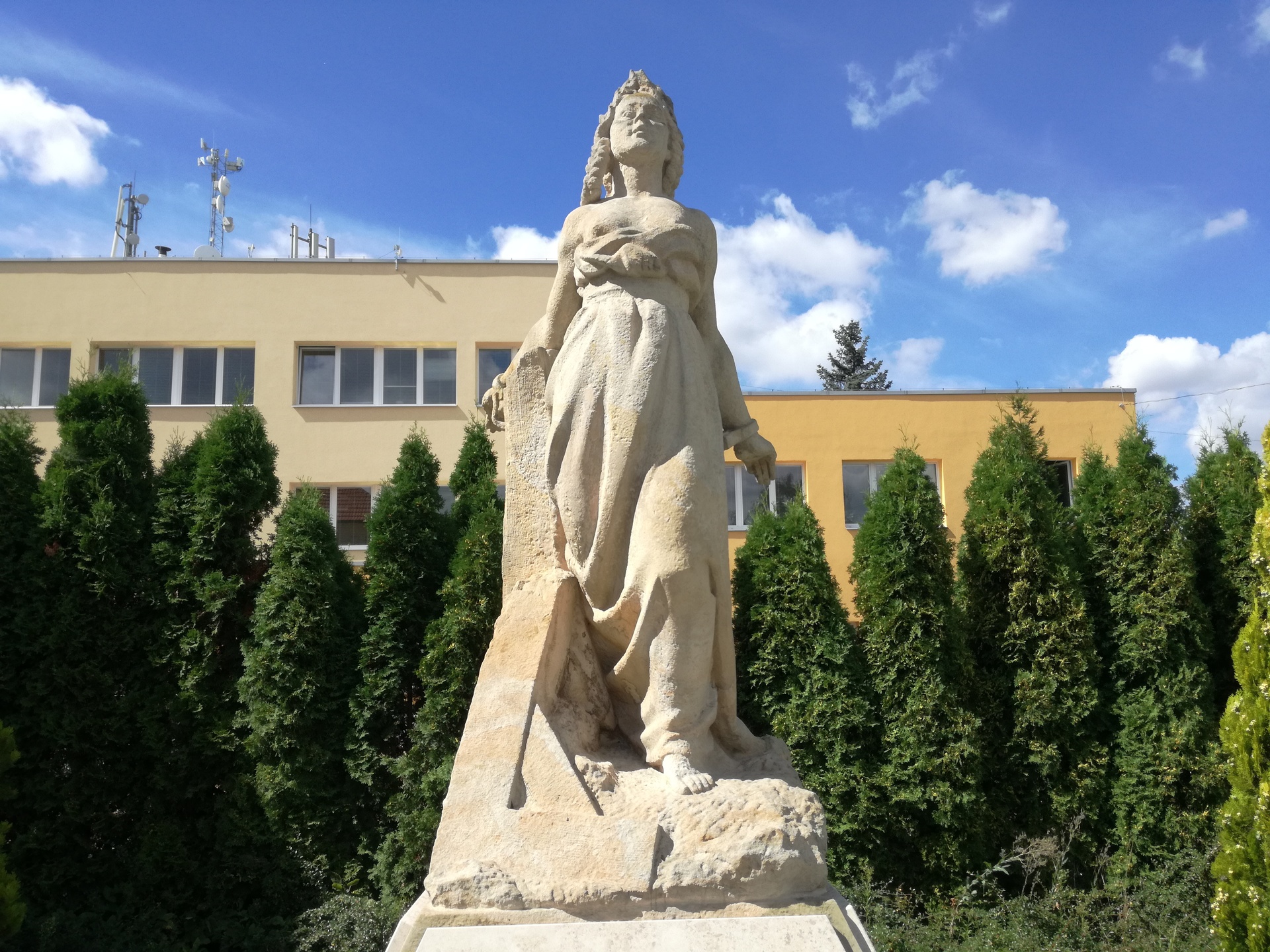 Huawei P9 Lite vs Alcatel Idol 4 