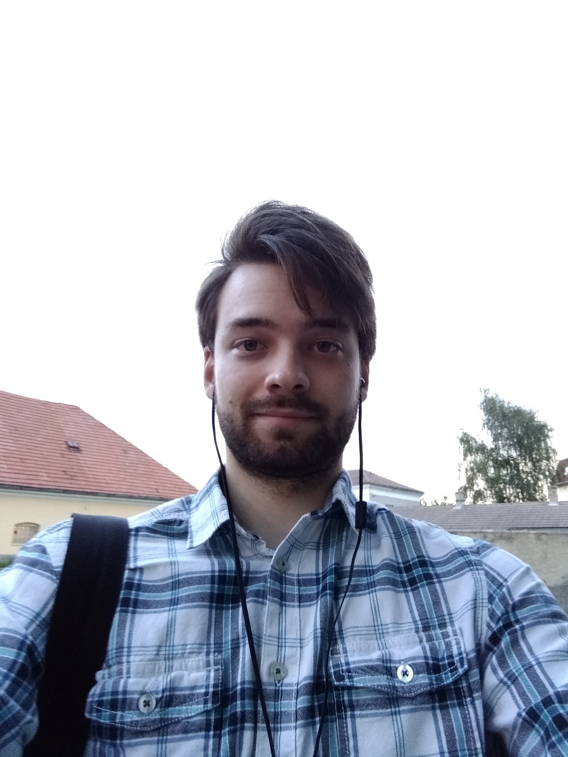 Huawei P9 Lite vs Alcatel Idol 4 