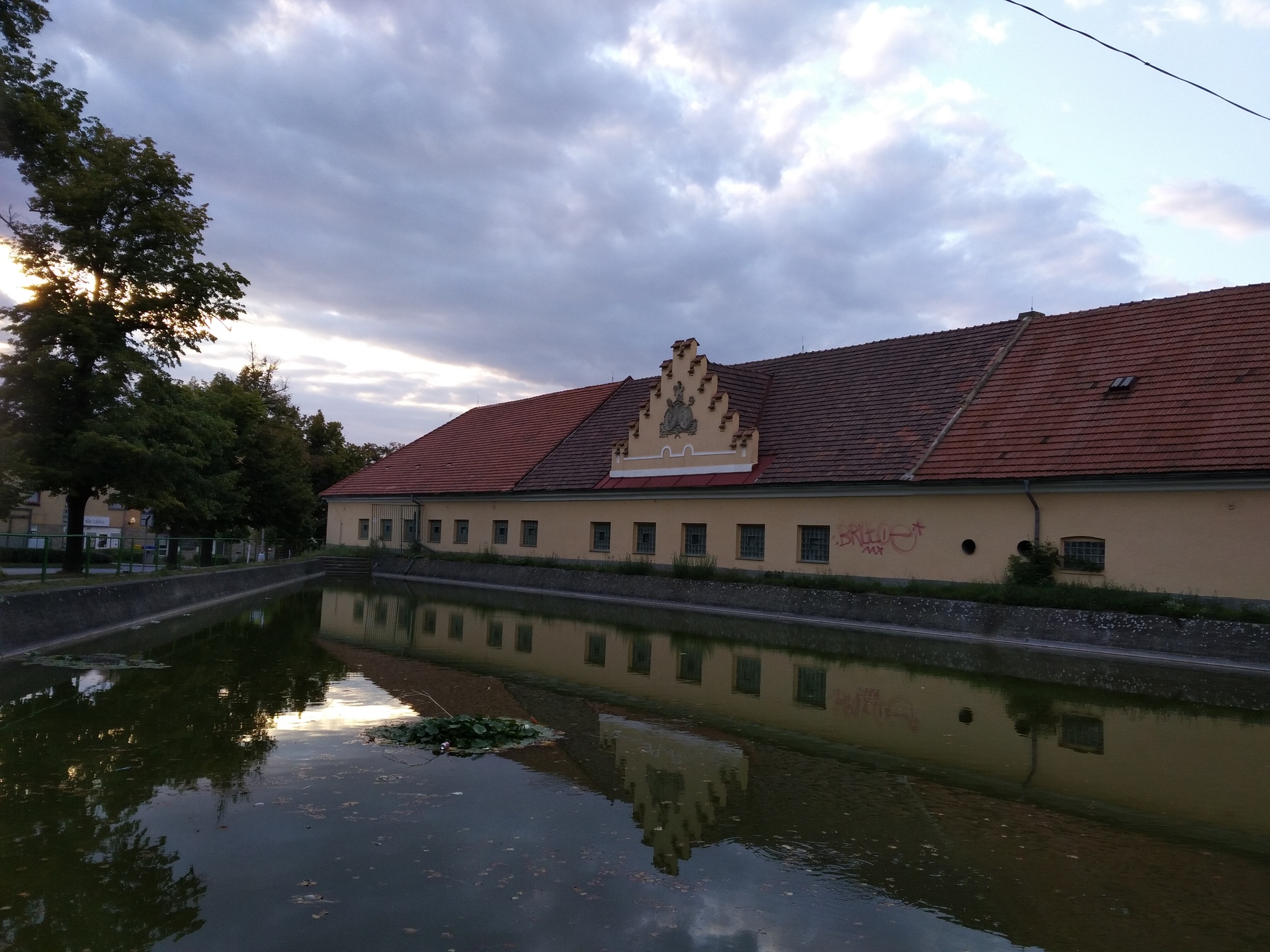 Huawei P9 Lite vs Alcatel Idol 4 