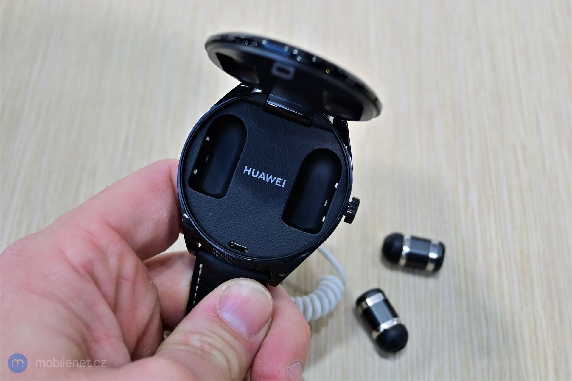 Huawei Watch Buds