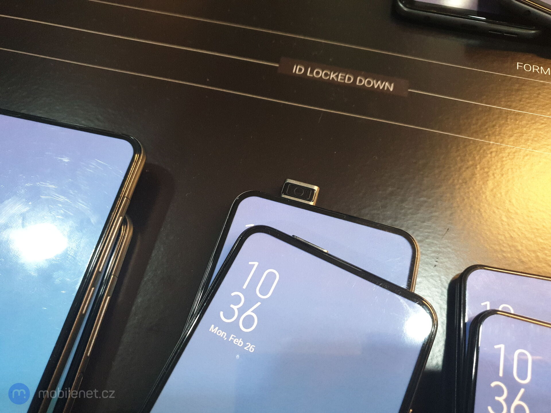 i různé typy vysouvacích kamer