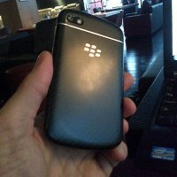 Další snímky BlackBerry 10 s fyzickou klávesnicí (2x aktualizováno)