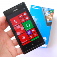 Huawei Ascend W1 v redakci: první dojmy a videopohled