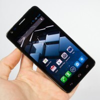 Testujeme Alcatel One Touch Idol Ultra: první dojmy a fotografie