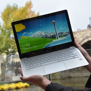 První dojmy ze Sony VAIO Fit: zlomte notebook, dostanete tablet