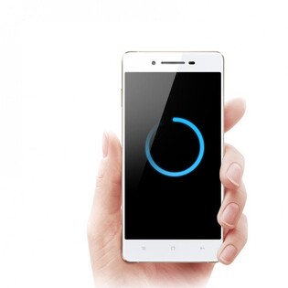 Oppo R1 oficiálně: pět palců ve střední třídě