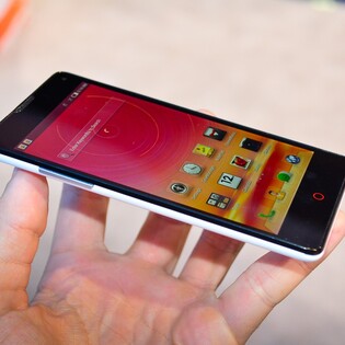 Vyzkoušeli jsme nové Nubie Z5S a Z5S mini: první dojmy z CES 2014