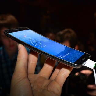 Prohnuté a ohebné LG G Flex naživo z CES 2014