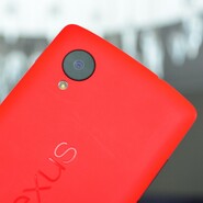 Fotogalerie: podívejte se, jak vypadá červený Google Nexus 5