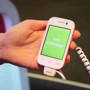 Alcatel One Touch Pop Fit: první dojmy z malého sportovce 