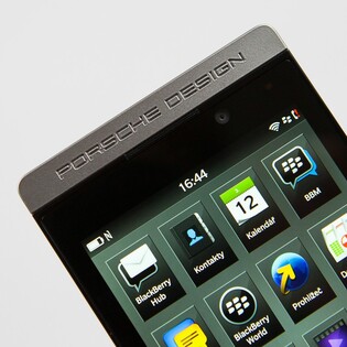 Vyzkoušeli jsme luxusní Porsche Design P'9982 od BlackBerry