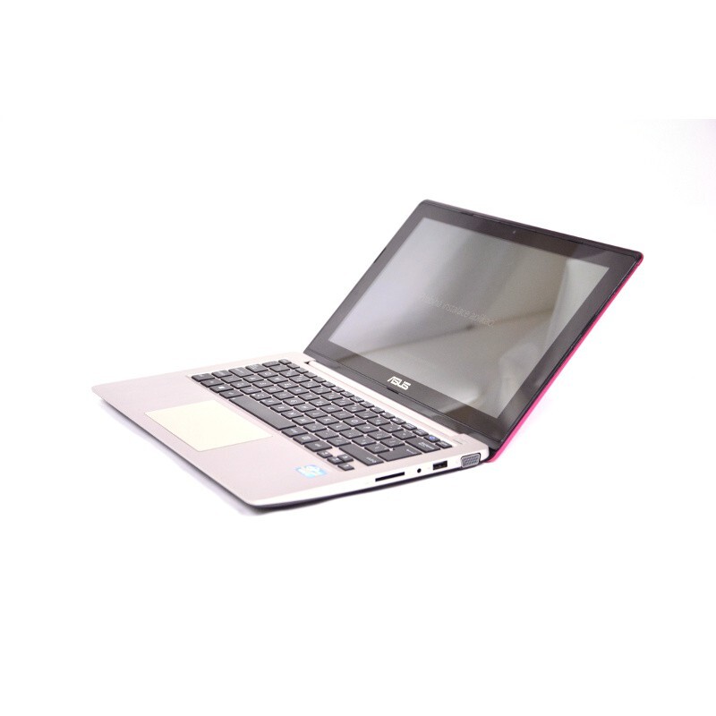 ASUS VivoBook S200E