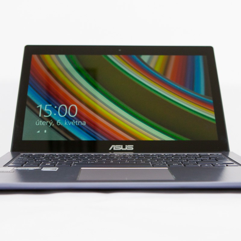 ASUS ZenBook UX302L
