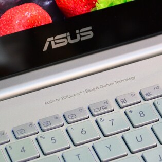 4K notebook naživo: vyzkoušeli jsme Asus Zenbook NX500