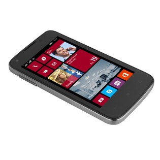 Nové Prestigio MultiPhone 8400 DUO s WP chce zatopit Lumiím