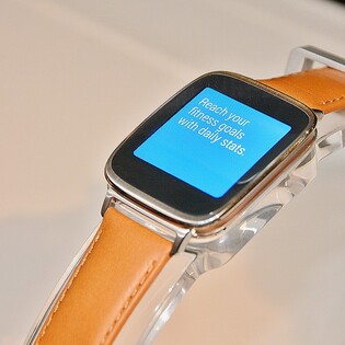 Asus má krásné chytré hodinky. Vyzkoušeli jsme je