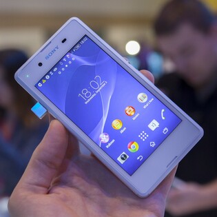 Sony Xperia E3 se začíná prodávat, známe cenu