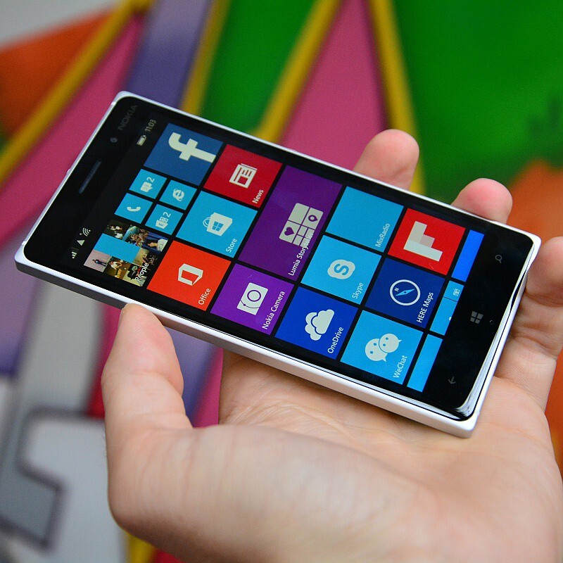 Nokia Lumia 830