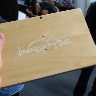 Alpentab: Windows tablet ze dřeva na IFA 2014