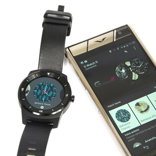 Naše hodinky ochutnaly lízátko: novinky v Android Wear na videu