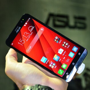 Asus ZenFone 2: známe české ceny a termín dostupnosti 