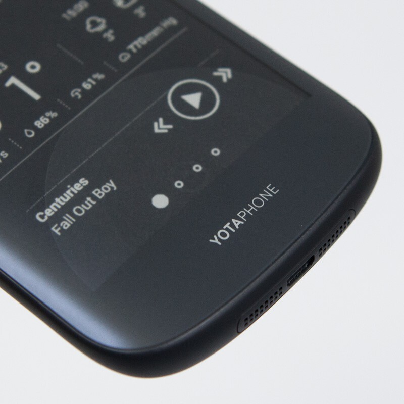 YotaPhone 2