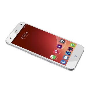 ZTE Blade S6 představeno: láká na LTE a Android 5.0