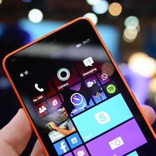Microsoft Lumia 640 a 640 XL jdou do prodeje: známe české ceny