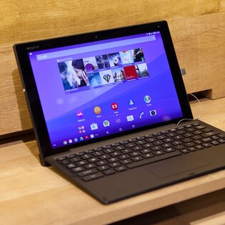 Sony Xperia Z4 Tablet: první dojmy a video