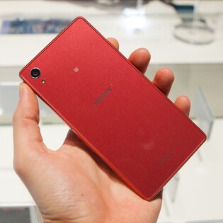 Sony Xperia M4 Aqua: první dojmy a video