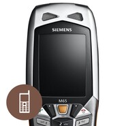 Retro: Siemens M65 – tvrďák sevřený kovem