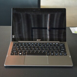 Acer Aspire Switch 11 V s Windows živě z New Yorku