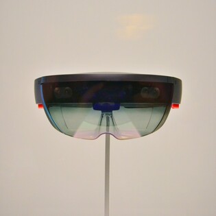 Každé PC s Windows 10 bude od příštího roku podporovat HoloLens