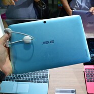 Tenčí, lepší a s USB-C: jaký je Transformer Book T100 HA? (video)