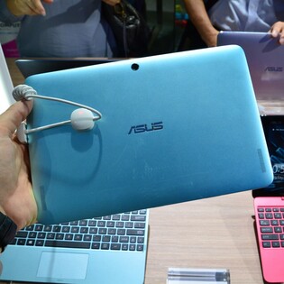 Tenčí, lepší a s USB-C: jaký je Transformer Book T100 HA? (video)