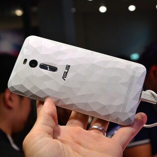 Vyzkoušeli jsme nové ZenFony: Deluxe, Zoom, Max a Laser