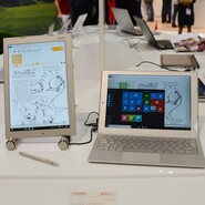 Vyfotili jsme střežený Toshiba Dynabook: 2v1 na IFA 2015