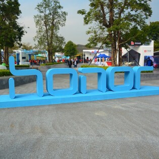 Reportáž z Číny: Honor slaví 2 roky (video)