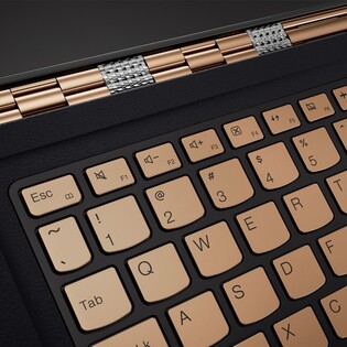 Lenovo představilo nejtenčí konvertibilní laptop na světě Yoga 900S