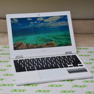 Acer Chromebook 11: utajený hliník a Chrome OS