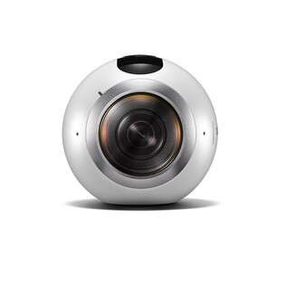 Samsung představil Gear 360: převeďte své zážitky do virtuální reality