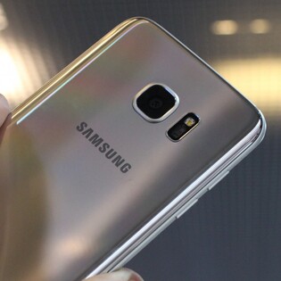Samsung Galaxy S7 a S7 edge: první živé fotografie a video