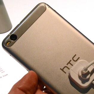 HTC One X9 na MWC 2016 : spása pro HTC? (video)